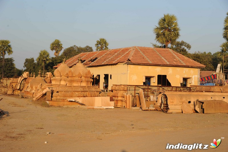 Muniratna Kurukshetra Shooting Ramoji Rao Film City Hyderabad