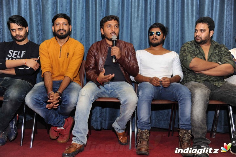 'Prayanikara Gamanakke' Film Press Meet