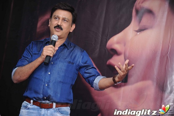 'Pushpaka Vimana' Press Meet