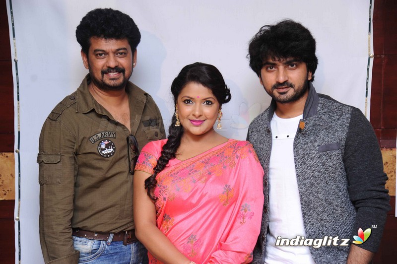 Sanjeyalli Aralida Hoovu Film Press Meet