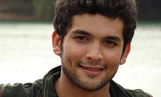 Diganth in Utsav, not the Hindi Utsav remake