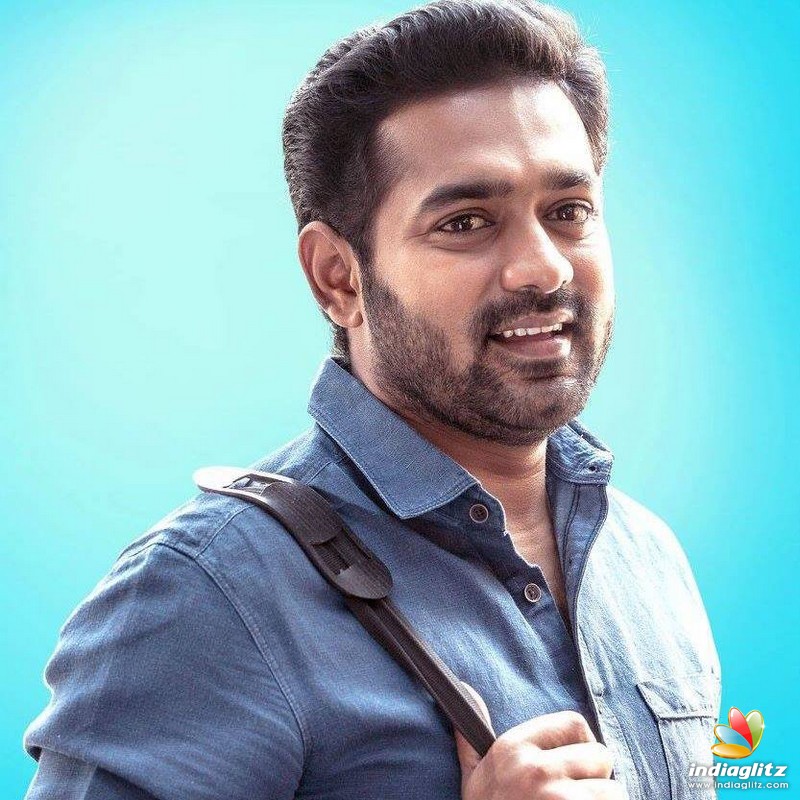 Asif Ali