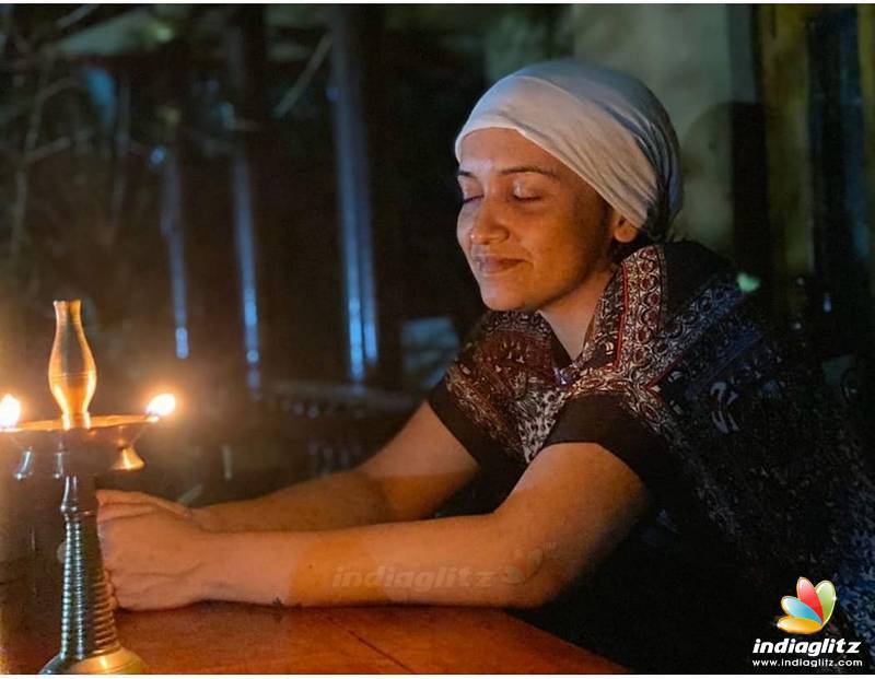 9pm 9minutes: Malayalam actors lit up candles to show unity