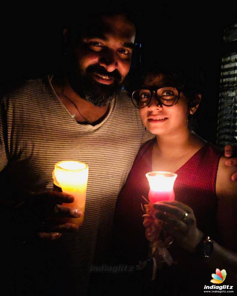 9pm 9minutes: Malayalam actors lit up candles to show unity