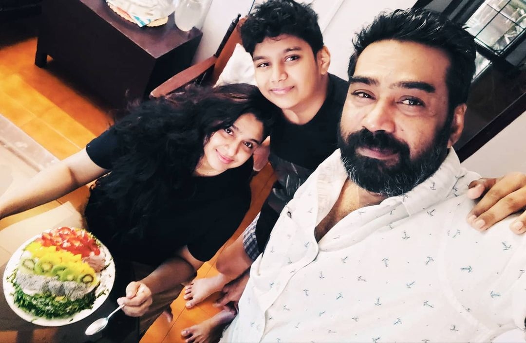 Biju menon family pics 