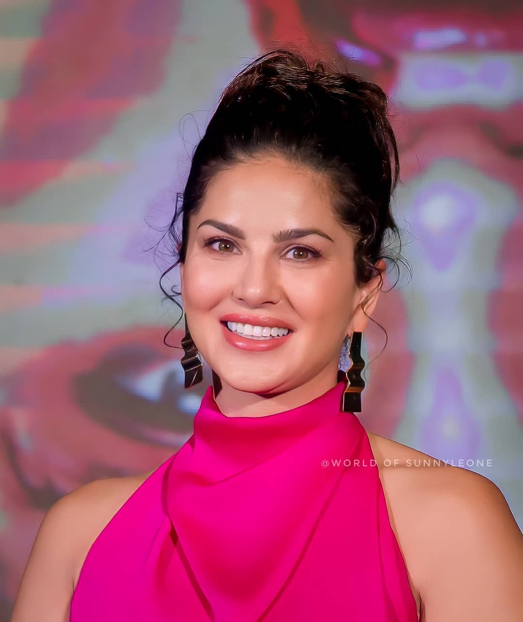 shero sunny leone 