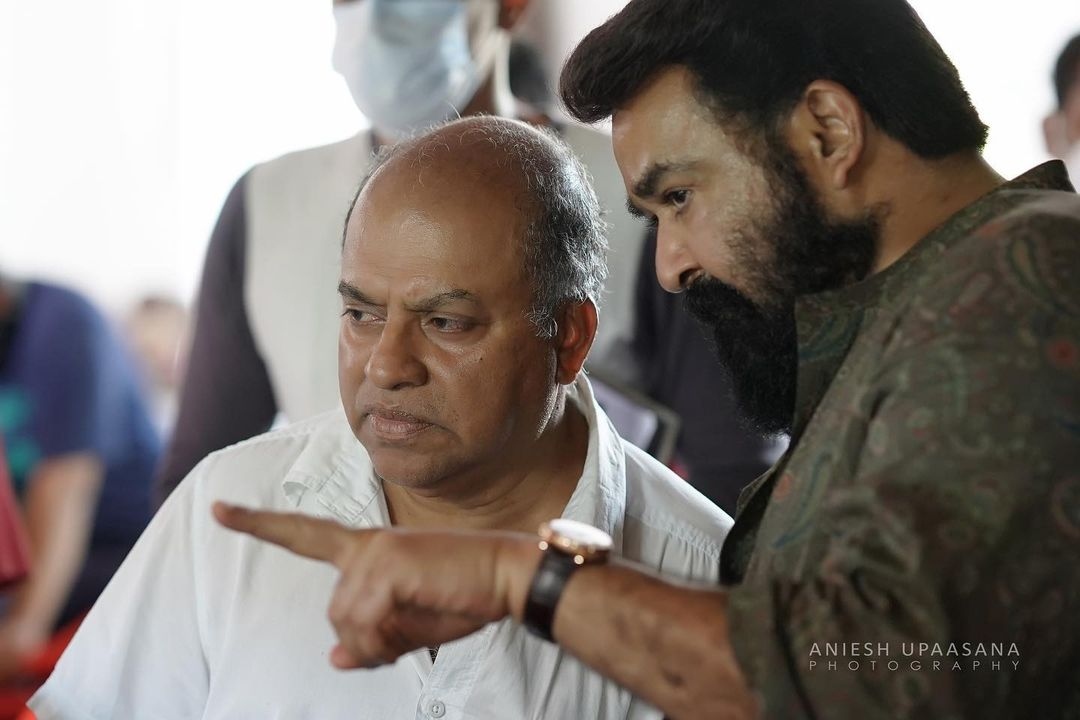 mohanlal director