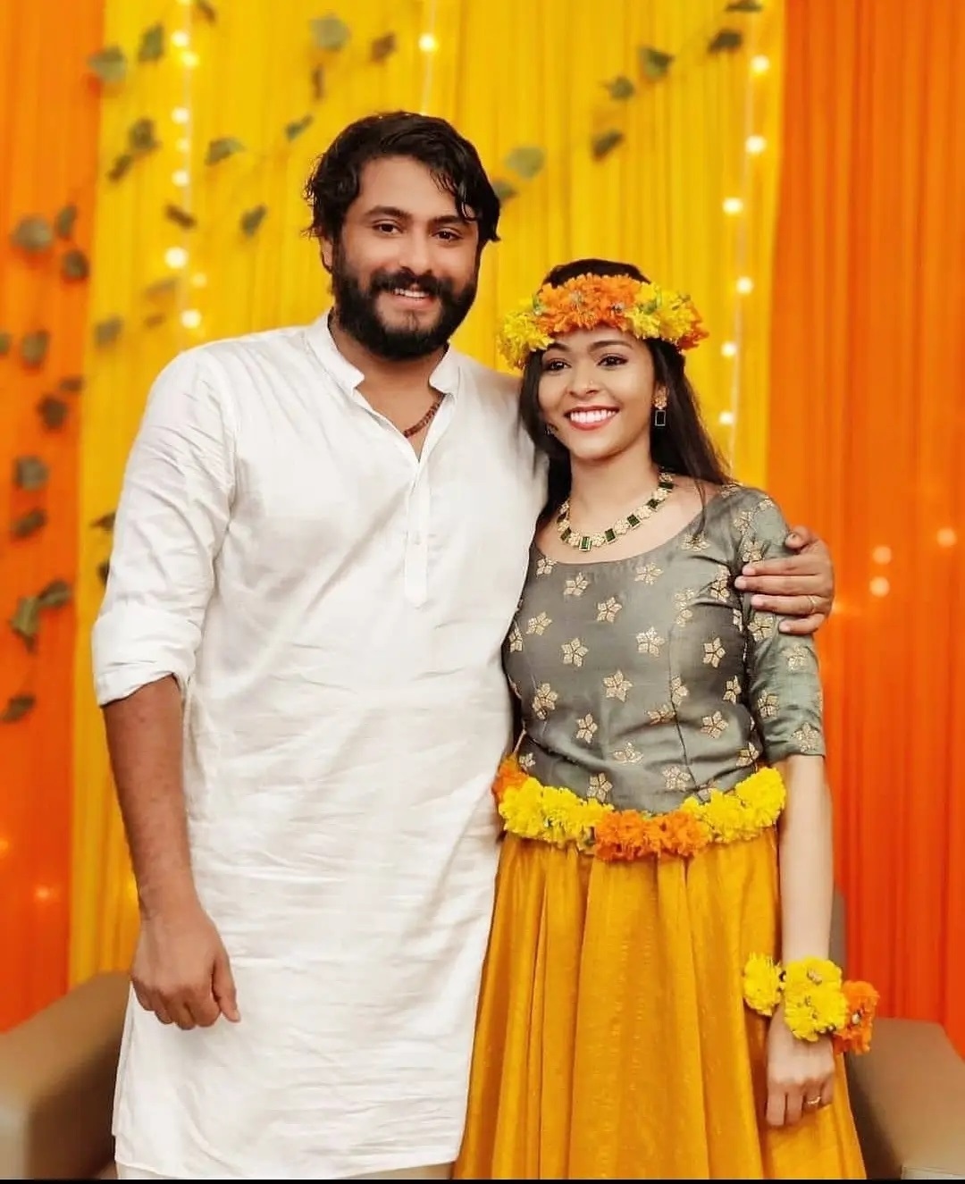 antony varghese pics engagement