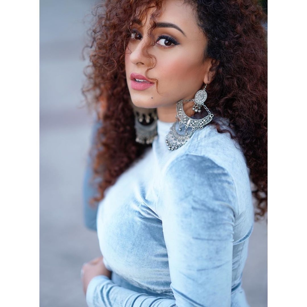 Pearle maaney 