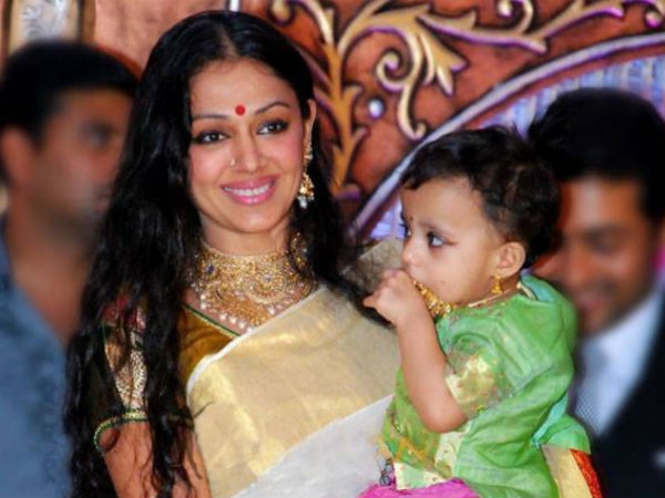 shobana photos with daughter