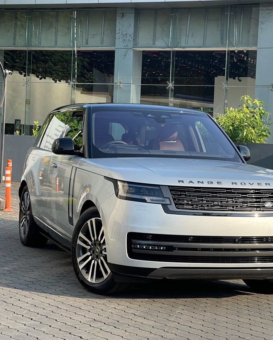 mohanlal range rover car new