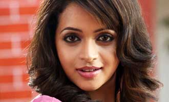 Bhavana's song sequence for Asif Ali