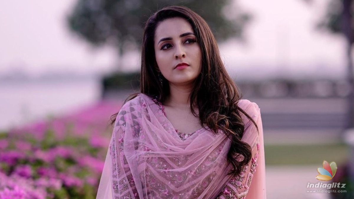 Actress Bhama denies suicide attempt