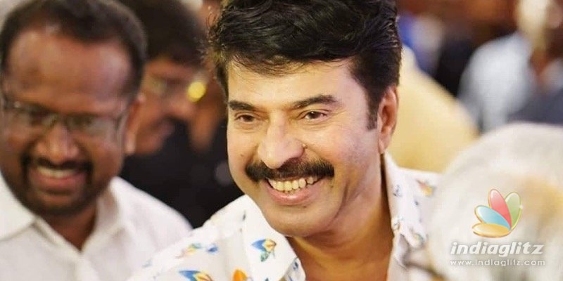 Mammootty shares a DSLR selfie with iconic photographer!