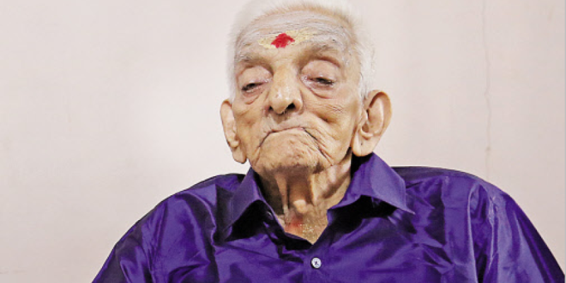 Veteran actor Unnikrishnan Namboodiri turns 98