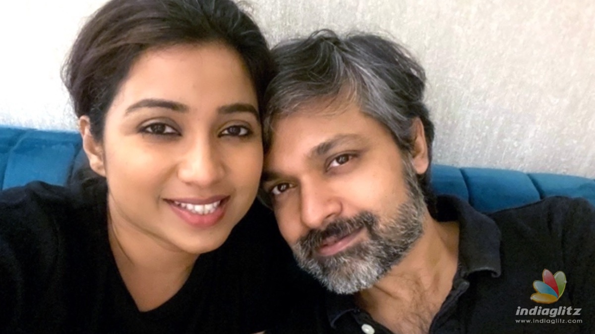 Shreya Ghoshal announces her pregnancy, Pic goes viral!