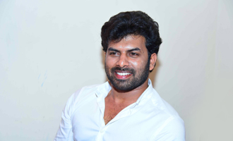 Sunny Wayne's New Movie Pokkiri Simon launch with Vijay fans