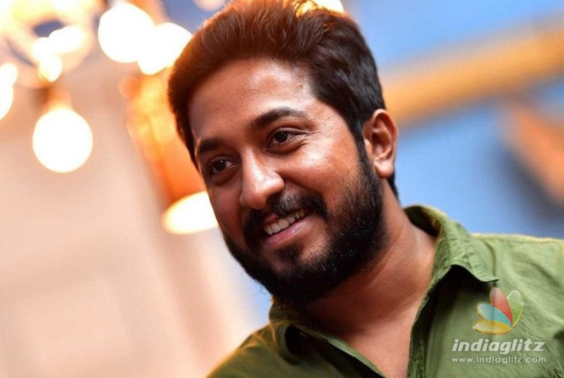 Vineeth Sreenivasan’s Next Is ‘Manoharam’!