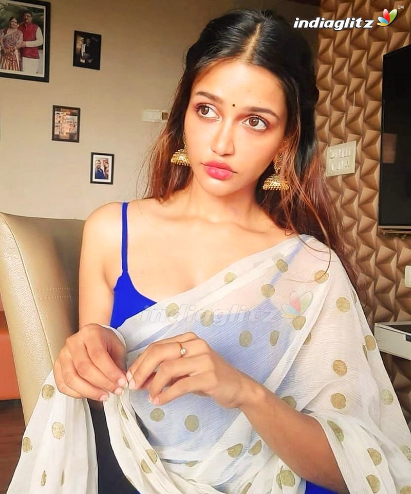 Anaika Soti