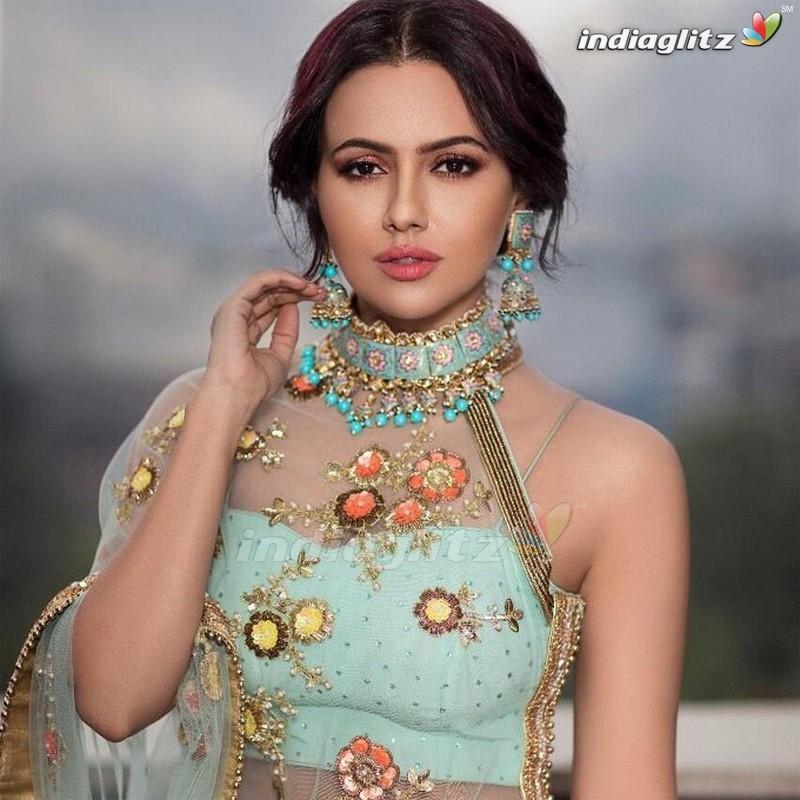 Sana Khan