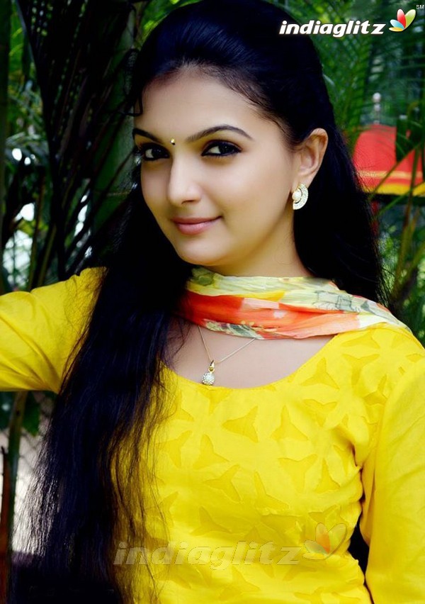 Saranya Mohan