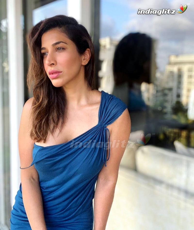 Sophie Choudry