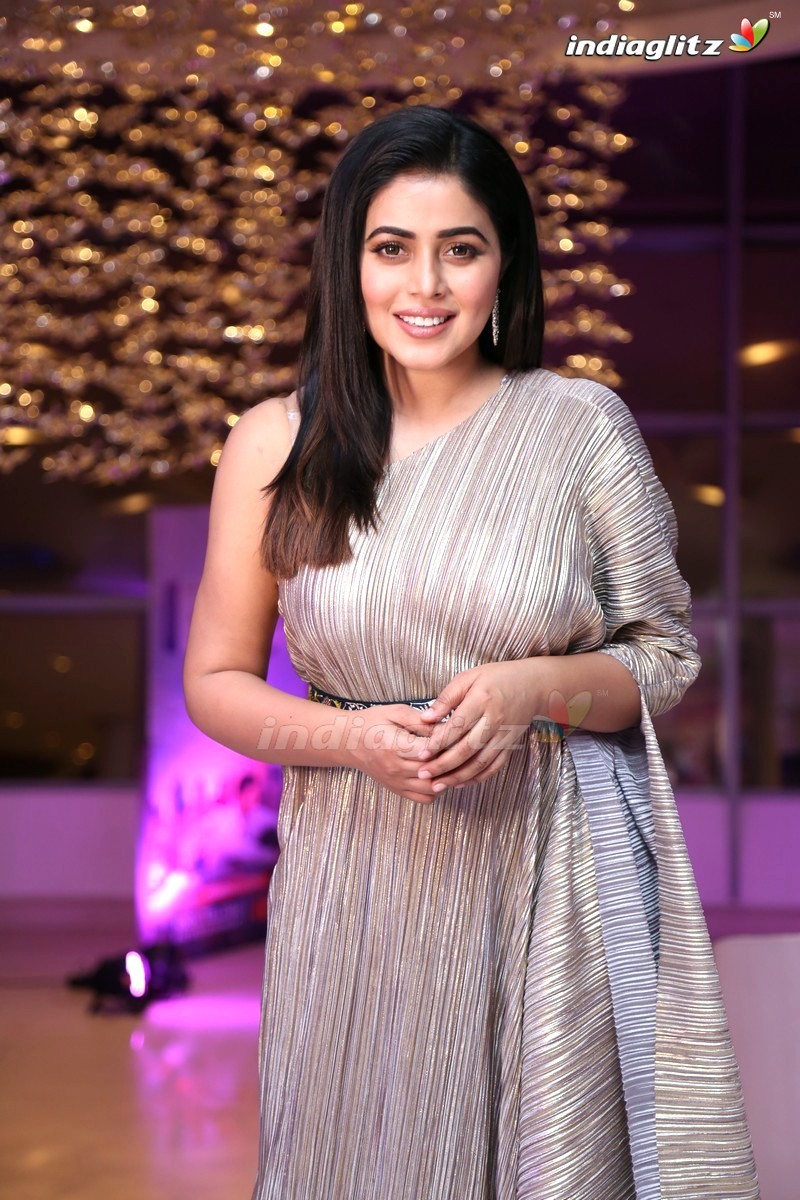 Poorna