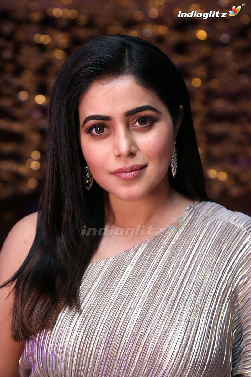 Poorna