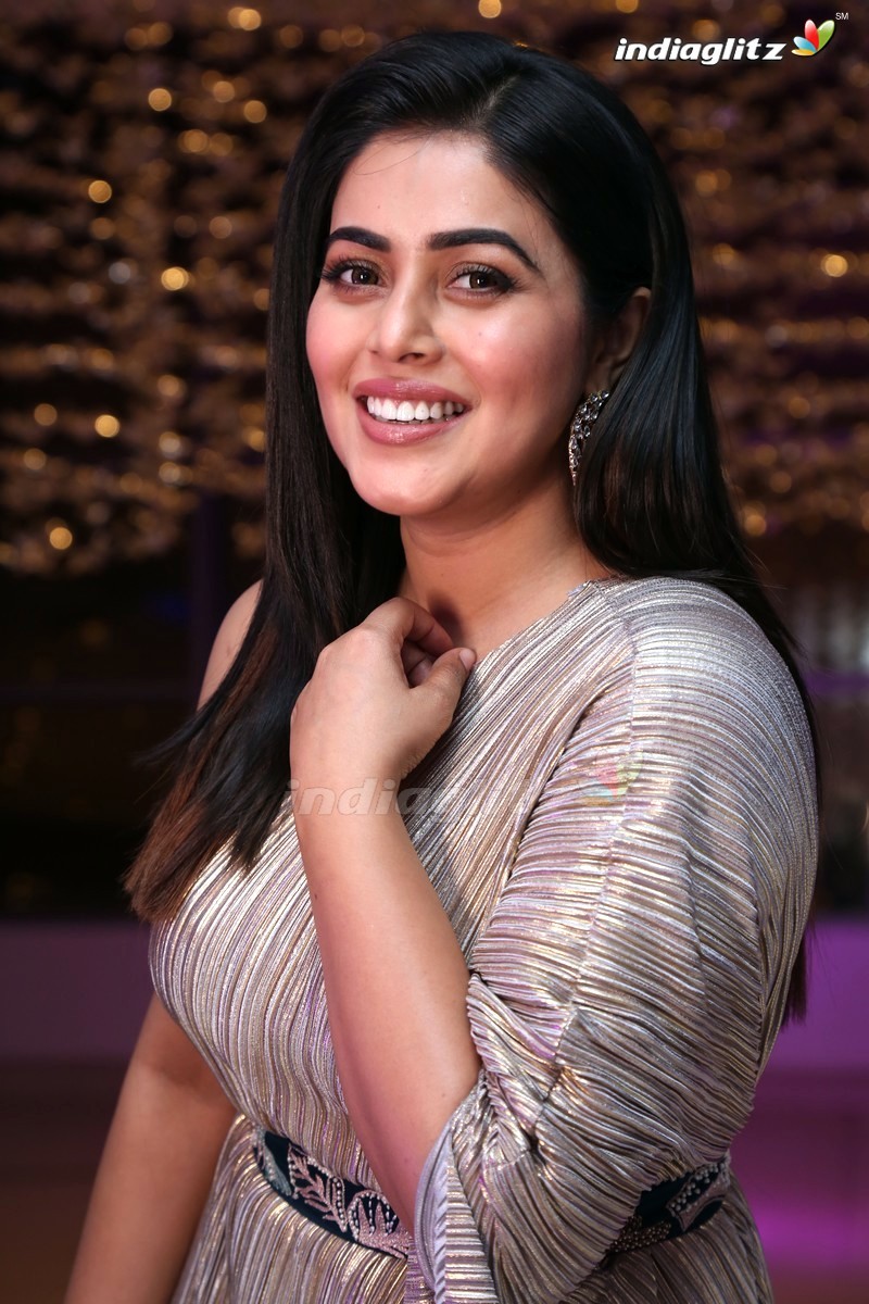 Poorna