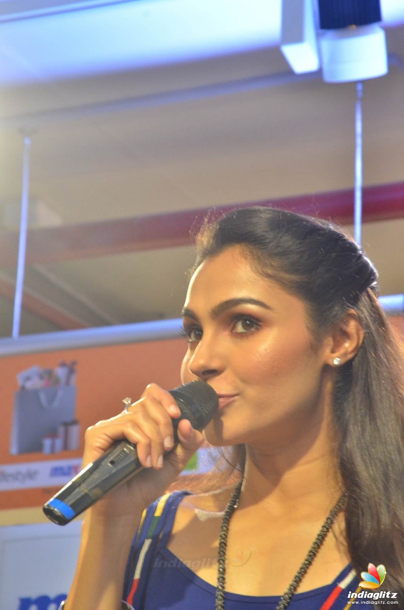 Andrea Jeremiah launches 200th Max Fashion India Showroom