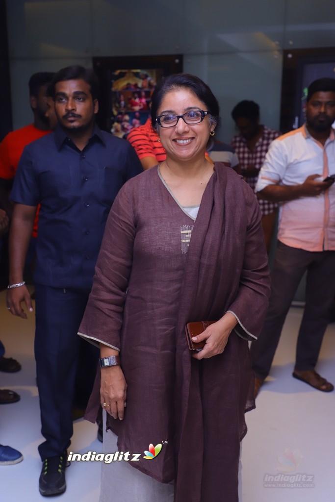 Celebs @ Aramm Premier Show