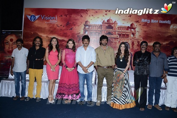 'Aranmanai' Movie Press Meet