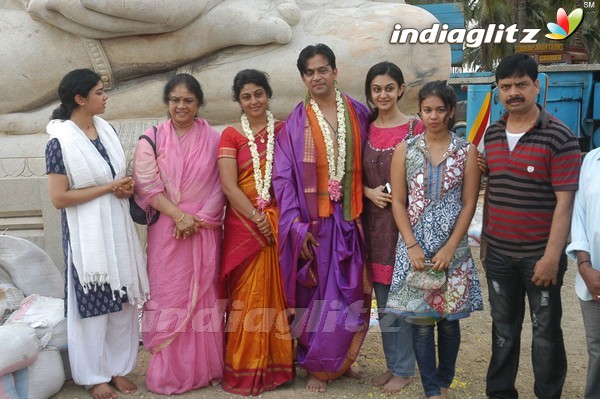 Action King Arjun Builds Hanuman Temple