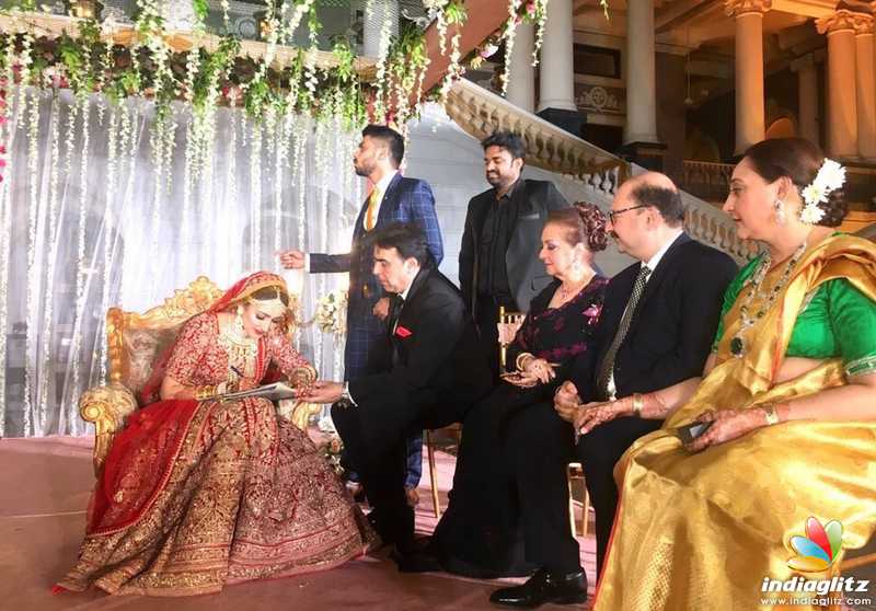 Arya & Sayyeshaa's Wedding