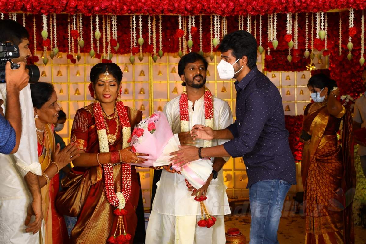 Director Chachi marriage - Sivakarthikeyan and Sathish attend