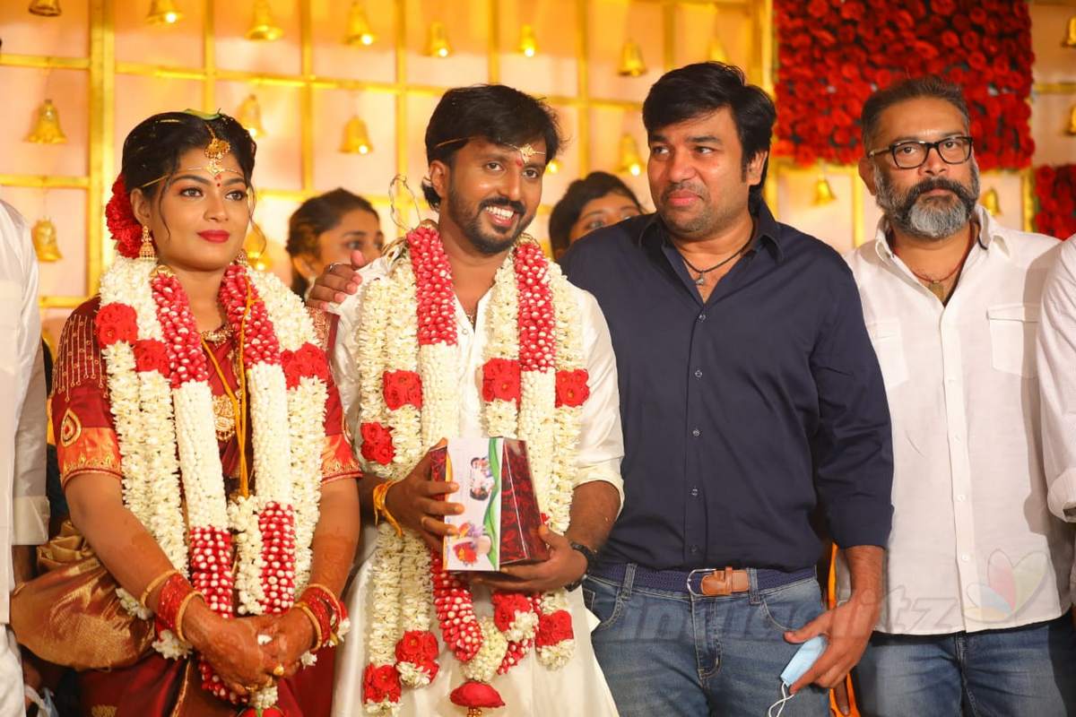 Director Chachi marriage - Sivakarthikeyan and Sathish attend