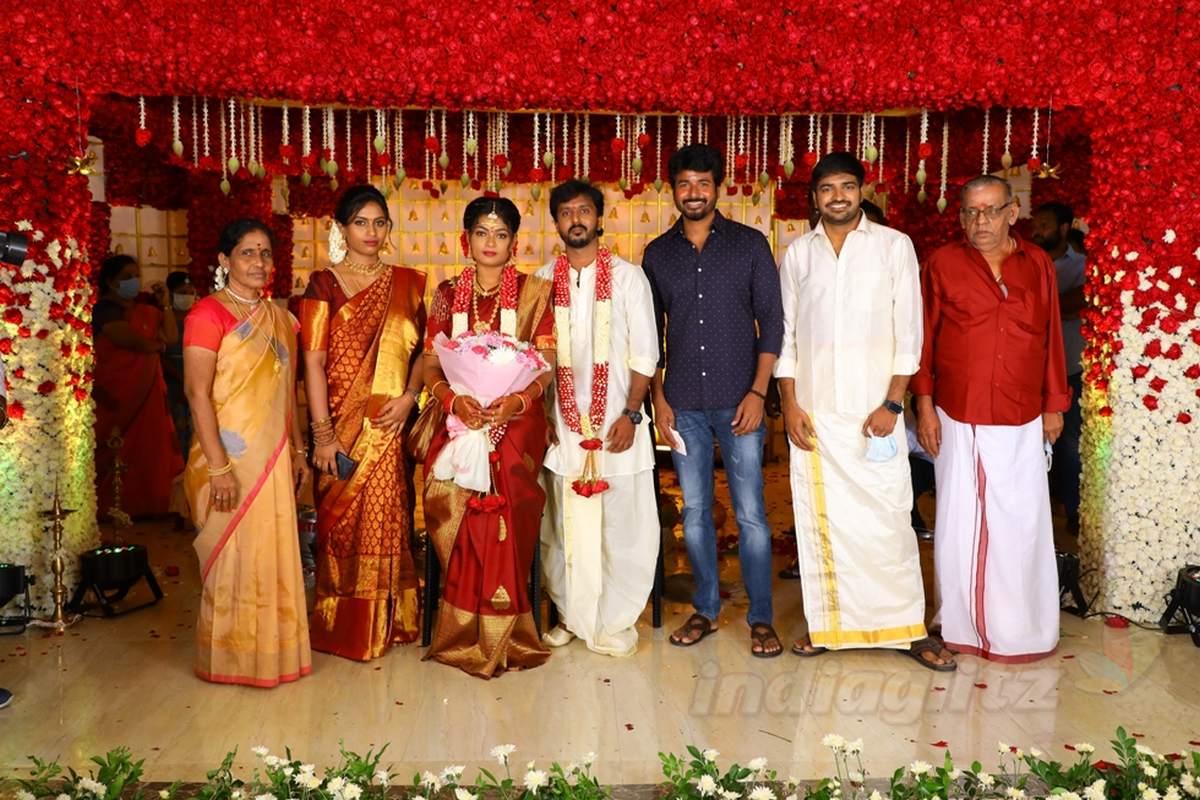 Director Chachi marriage - Sivakarthikeyan and Sathish attend