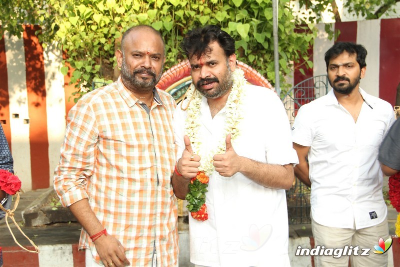 Venkat Prabhu's 'Chennai 600028-2' Movie Pooja