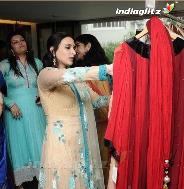 Darshana Vijay Yesudas Launches Her DVY Label