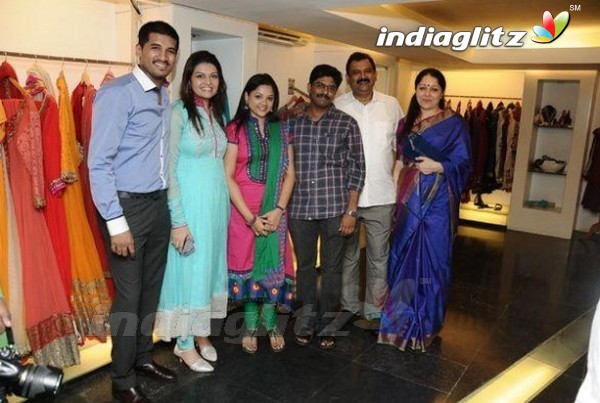 Darshana Vijay Yesudas Launches Her DVY Label