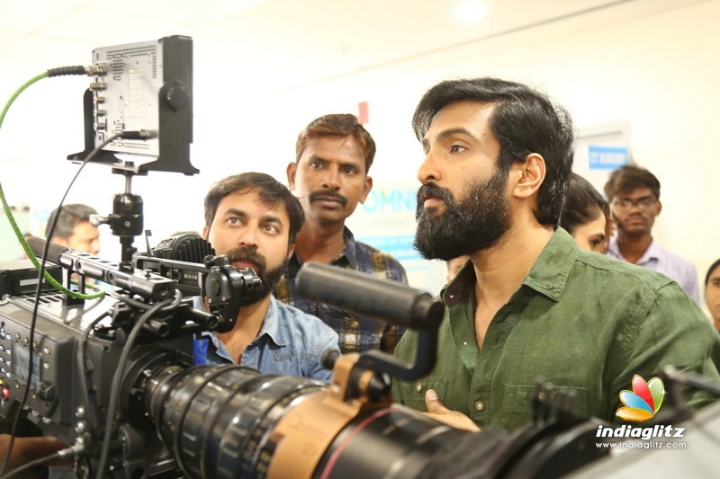 Santhanam Dhilluku Dhuddu 2 Movie Pooja