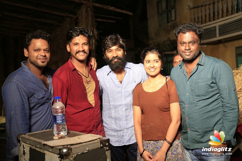 Dhanush Visits 'Padai Veeran' Movie Shooting Spot