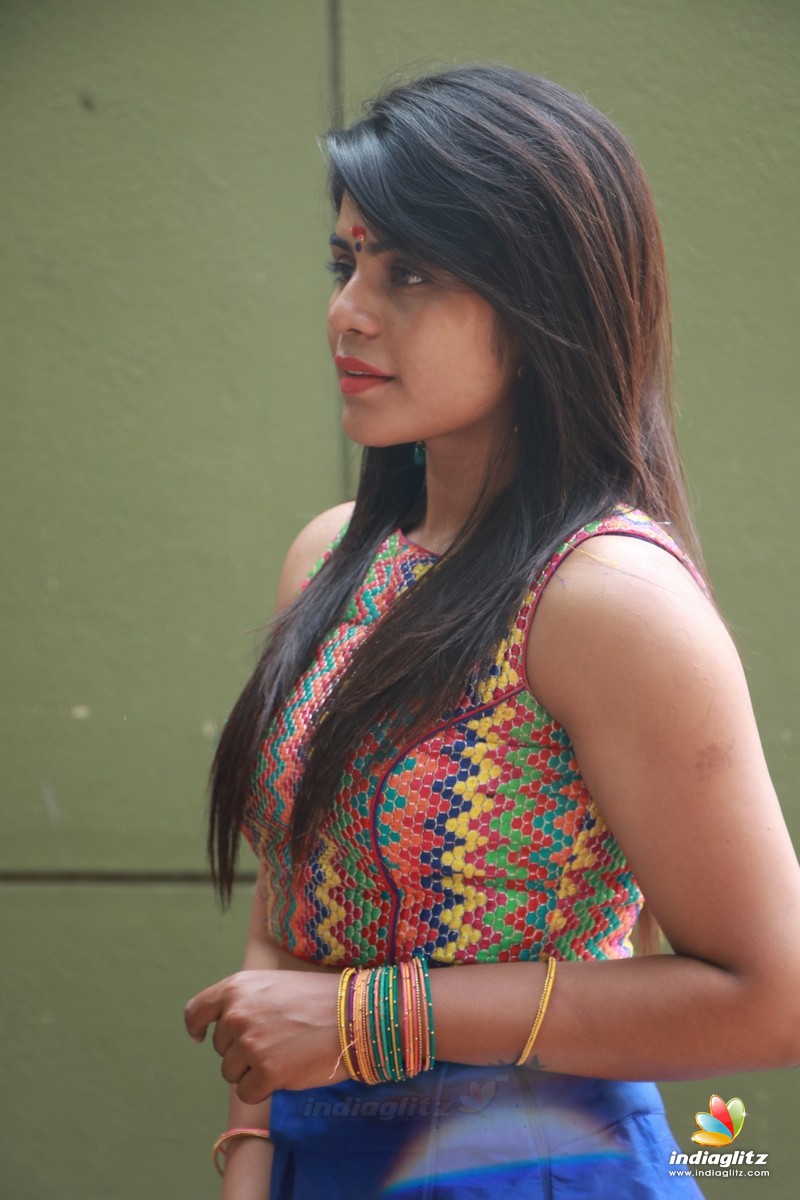 'Eedili' Movie Pooja