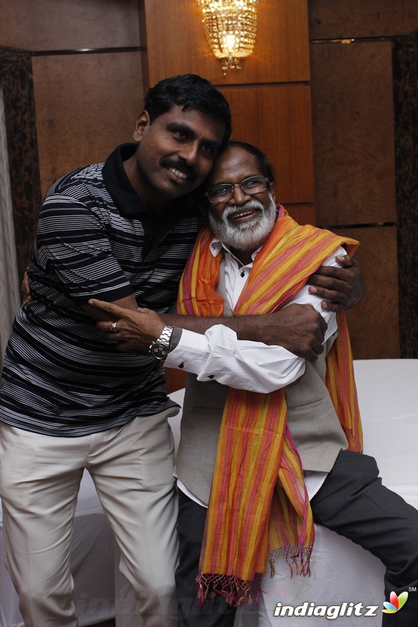 Gangai Amaran's Nanbenda Party