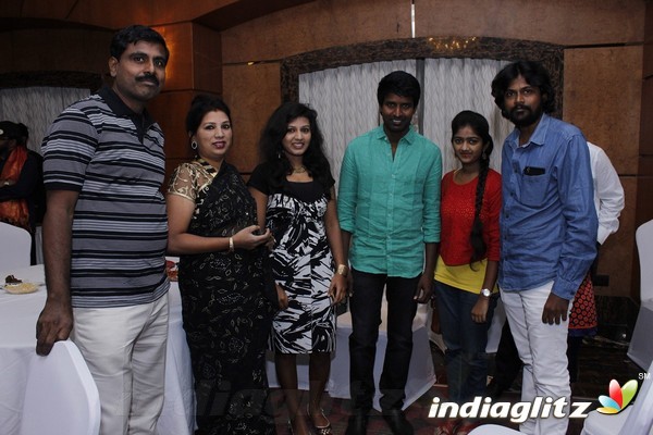 Gangai Amaran's Nanbenda Party