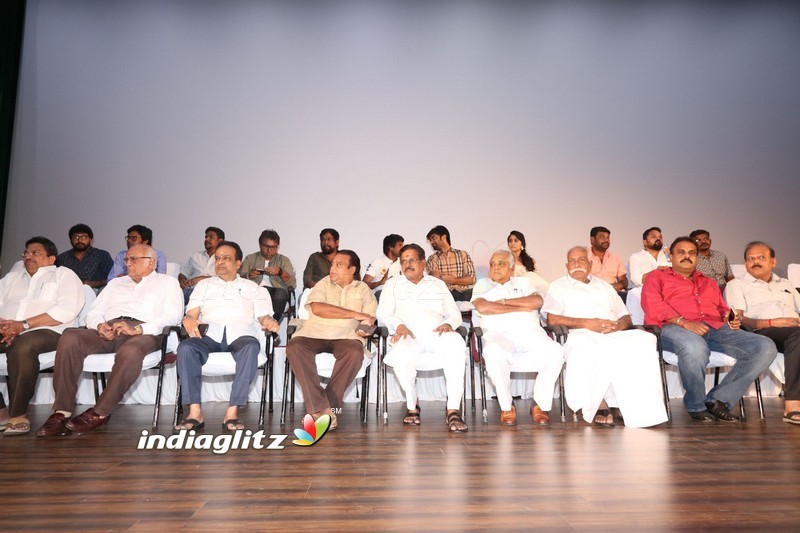 'Gemini Ganeshanum Suruli Raajanum' Audio Launch