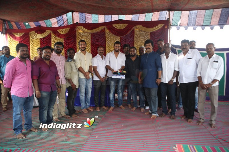 'Iruttu Arayil Murattu Kuthu' Movie Launch