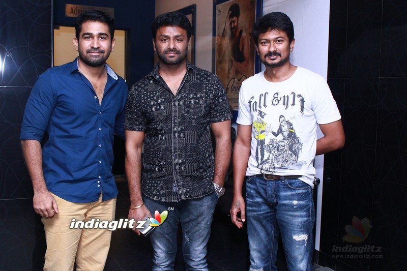 Celebrities at 'Ippadai Vellum' Special Show