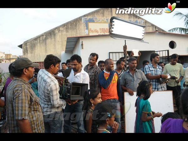 'Iruvar Ullam' On Location