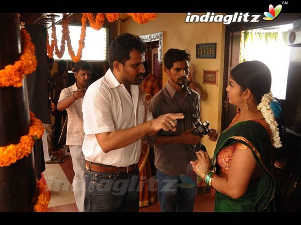 'Iruvar Ullam' On Location